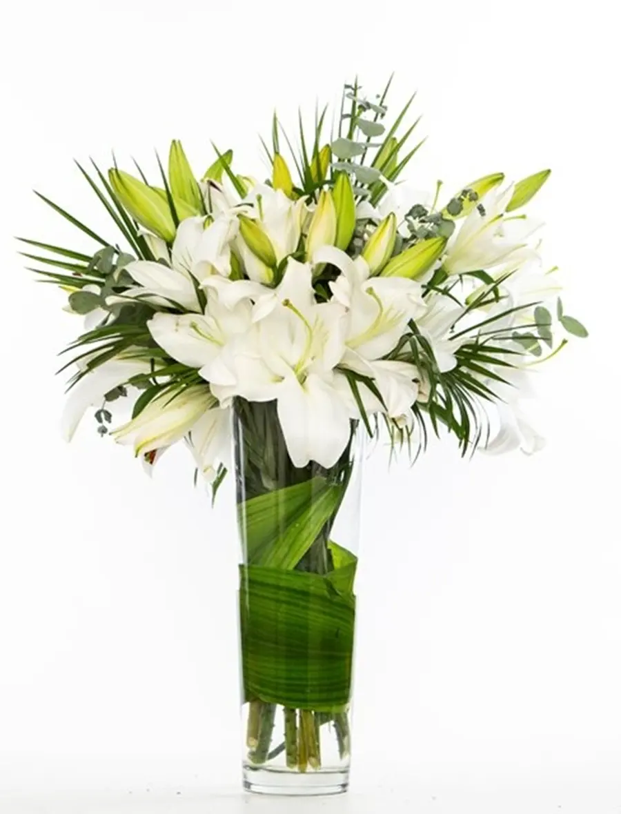 Cam Vazoda Lilyumlar